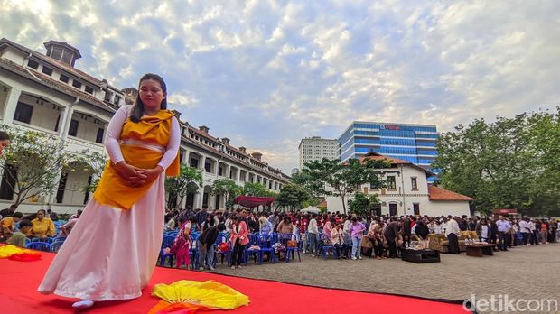 Suasana khidmatnya ibadah Kenaikan Yesus Kristus di Lawang Sewu Semarang, Kamis (29/5/2025).