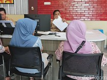 Belanja Baju Lebaran di Pasar 16 Ilir, 2 HP Anak Marita Dicopet