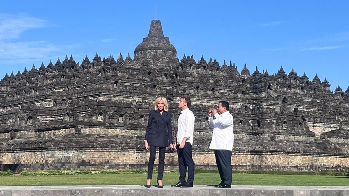 Momen Macron dan Prabowo di Candi Borobudur (Eva Savitri/detikcom)