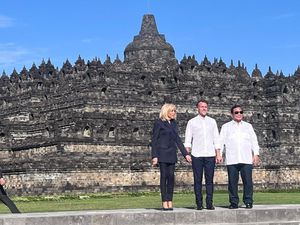 Macron: Terima Kasih Banyak! Sampai Jumpa 14 Juli