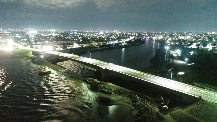 Pembangunan Jembatan Palu IV.