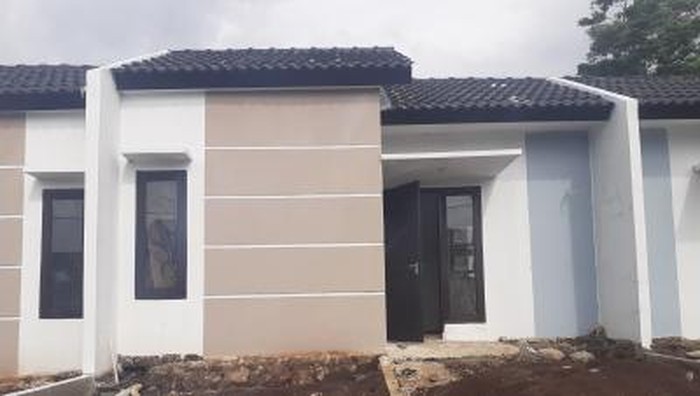 Penampakan Rumah Grand Cendana Residence