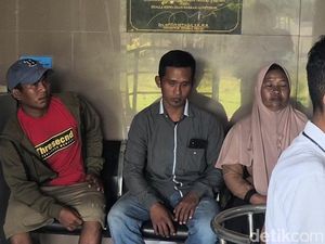 6 Fakta Teror Bondet ke Rumah Perempuan Dituduh Dukun Santet