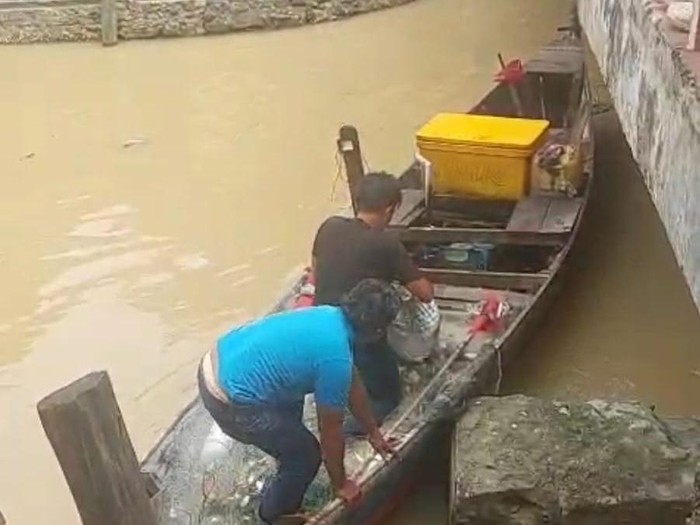 Polda Sumut menangkap 2 tersangka terkait kasus sabu di dalam kuburan Tanjung Balai.