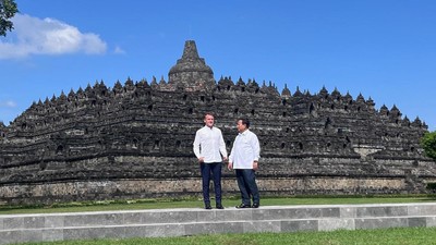 Potret Stairlift di Candi Borobudur saat Lawatan Macron