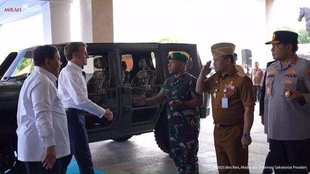 Prabowo sopiri Macron naik maung di Akmil Magelang (Dok Youtube Setpres)