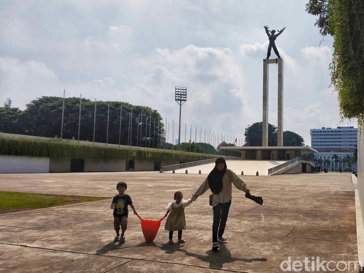 Rekreasi Murah Meriah di Lapangan Banteng Jakarta