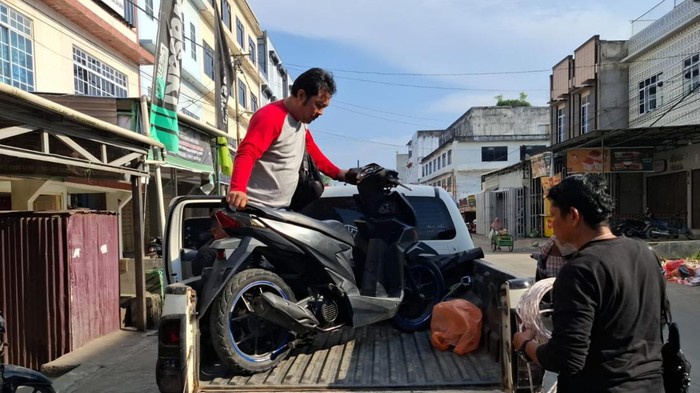 Sepeda motor korban saat ditemukan di Tembilahan