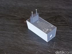 Unboxing Starlink Mini, Lebih Portable dan Terjangkau Kantong