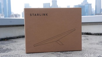 Starlink bisa didapat lewat distributor resminya Data Lake melalui situs resminya di sini atau ecoomerce dengan harga Rp 4.750.000. Tertarik nontn video unboxingnya? Bisa klik ini. Foto: Adi Fida Rahman/detikINET