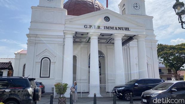 Tampak depan GPIB Immanuel Semarang atau lebih dikenal dengan nama Gereja Blenduk, Semarang, Kamis (29/5/2025).