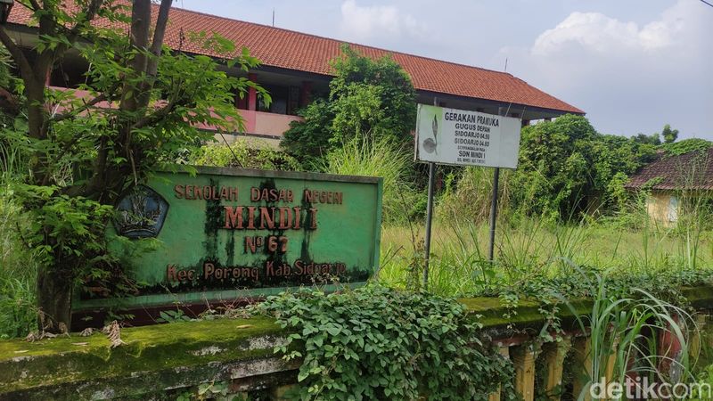 Tempat ibadah di Desa Besuki, Jabon dan SD Negeri Mindi, Porong
