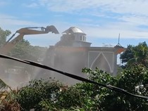 Jeritan Pecah di Pondok Prasi! Masjid dan Rumah Warga Rata dengan Tanah