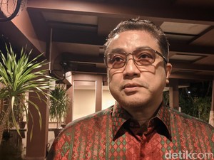 MK Tolak Gugatan Capres Minimal S-1, Legislator: Negara Maju Juga Sama