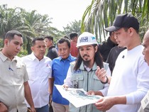 Walkot Agung Tinjau Pembangunan Parit Belanda di Pekanbaru untuk Atasi Banjir