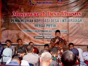 Pantau Musdesus Koperasi Merah Putih di Padang, Ini Kata Wamenkop Ferry