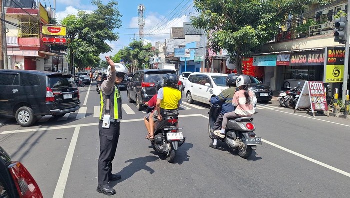 Arus Lalu Lintas di Kota Batu saat libur panjang