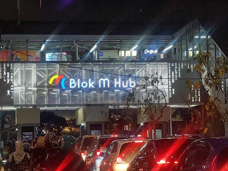 Potret Blok M Hub, Tempat Nongkrong Jaksel Paling Nyampe