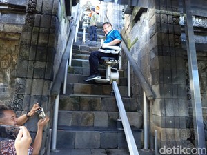 Cara Kerja Stairlift di Candi Borobudur yang Dipasang Saat Kunjungan Macron