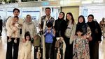 Dian Ayu Berangkat Haji dengan Omesh, Penuh Haru Tinggalkan 3 Anak