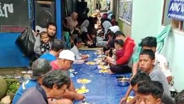 Gang Persib di Kampung Dago, Leuwisari, Kabupaten Tasikmalaya