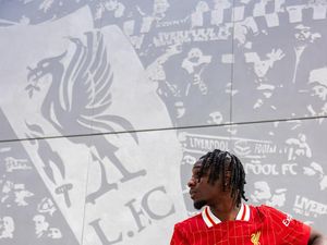 Frimpong Gak Sabar Banget Main bareng Salah