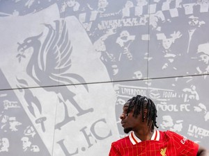 Liverpool Resmi Rekrut Jeremie Frimpong