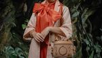 Gaya Kahiyang Ayu Promosikan Koleksi Dekranasda Sumut, Bak Model!