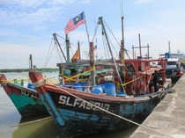 Kapal Maling Ikan Asal Malaysia Ditangkap