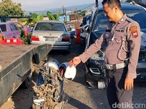 Rem Blong, Vario Tabrak Kuda di Bandungan