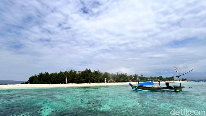 Keindahan Pulau Tabuhan Banyuwangi Keindahan Pulau Tabuhan Banyuwangi