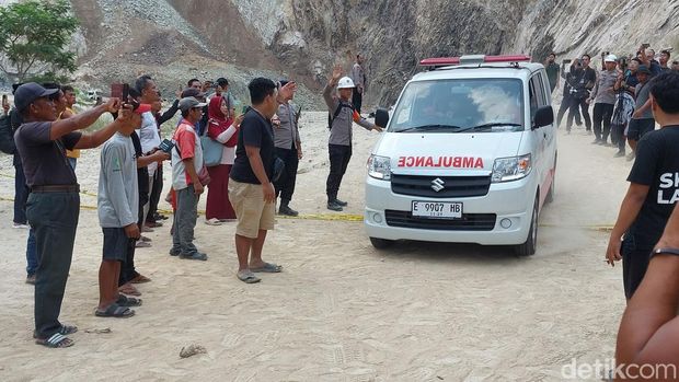 Korban tewas saat ditemukan di Gunung Kuda, Cirebon