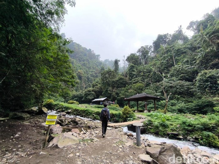 Lembah Cilengkrang, Kuningan. Lembah Cilengkrang, Kuningan.