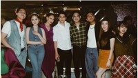 Luna Maya juga muncul dalam pesta para artis berzodiak Aries. Ia jadi Jinny dalam serial Jinny Oh Jinny. (Foto: dok Instagram)