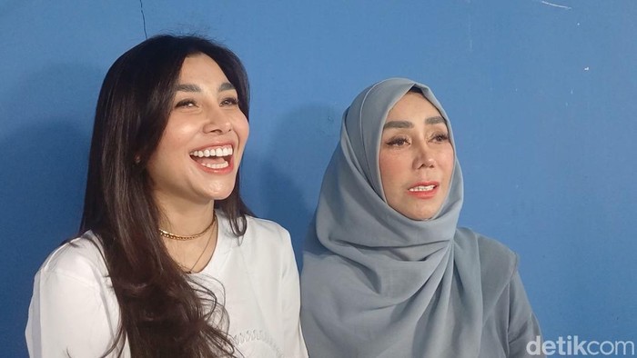 Amy Qanita dan Nisya Ahmad