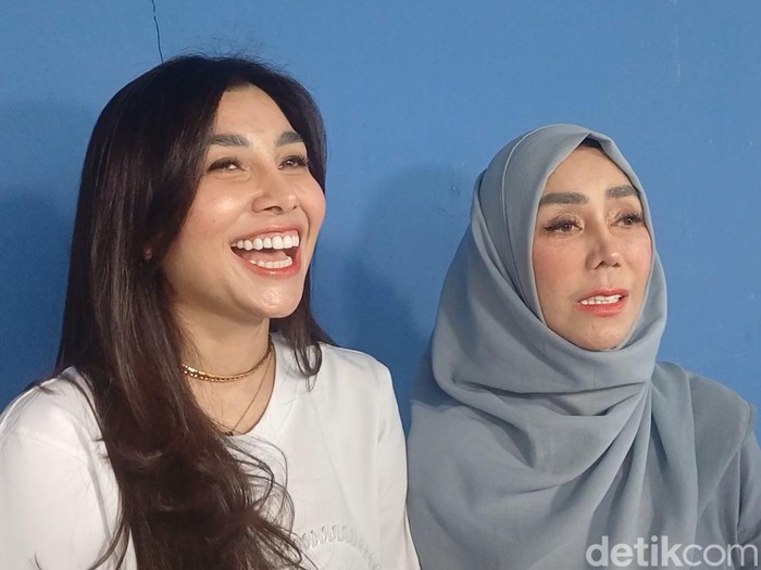 Nisya Ahmad Amy Qanita dan Nisya Ahmad