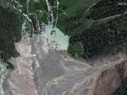 Perubahan Iklim Picu Longsor Gletser di Swiss