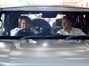 Cerita Prabowo Pilih Jeep Mahal tapi Buatan Anak Indonesia
