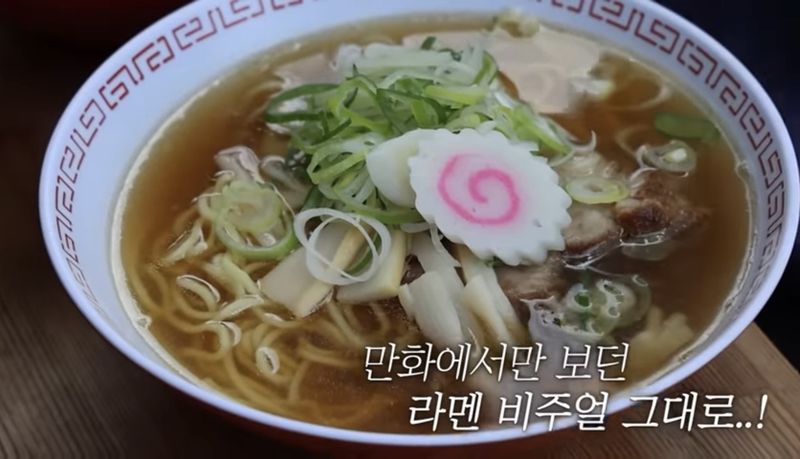 Kakek 72 tahun jualan ramen gerobakan