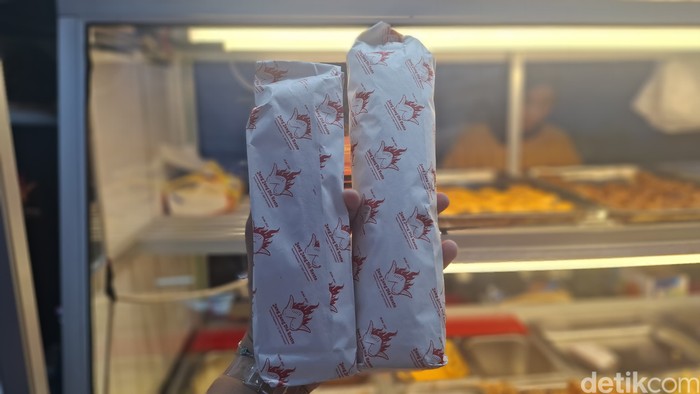Gede Banget! Shawarma Jumbo  Panjangnya Sampai 30 Centimeter