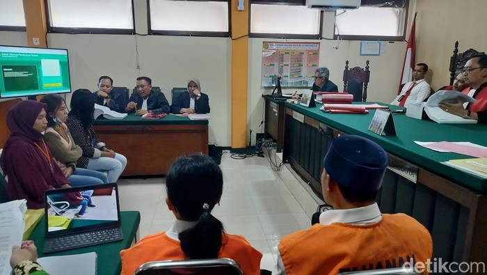 Tiga saksi saat menghadiri sidang TPPO di Malang