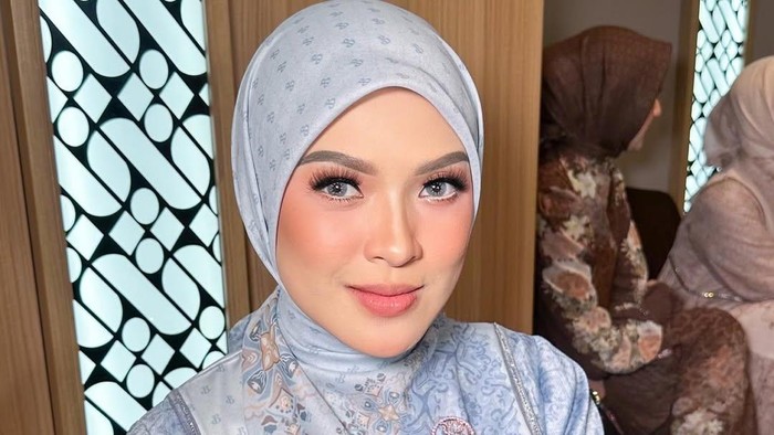 delia septianti