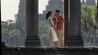 Jika dilihat, Angkor Wat memiliki kesamaan dengan candi Prambanan dalam segi arsitekturnya. Sedangkan dalam segi relief, candi Angkor mempunyai kemiripan dengan candi Borobudur. (Instagram Dian Sastro)