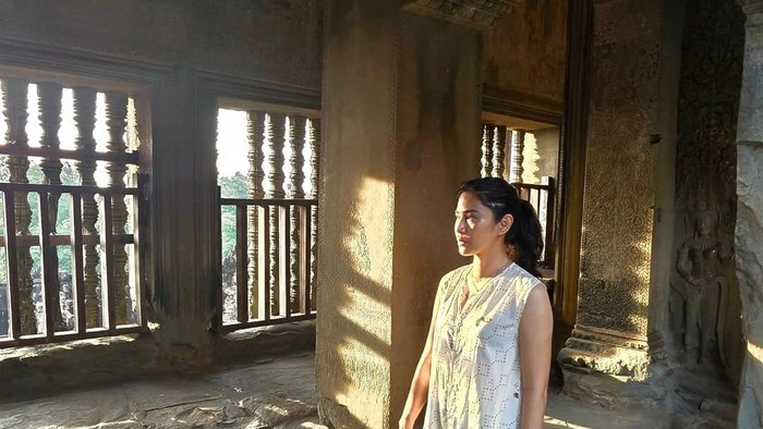 Dian Sastrowardoyo liburan ke Angkor Wat, Siem Reap, Kamboja