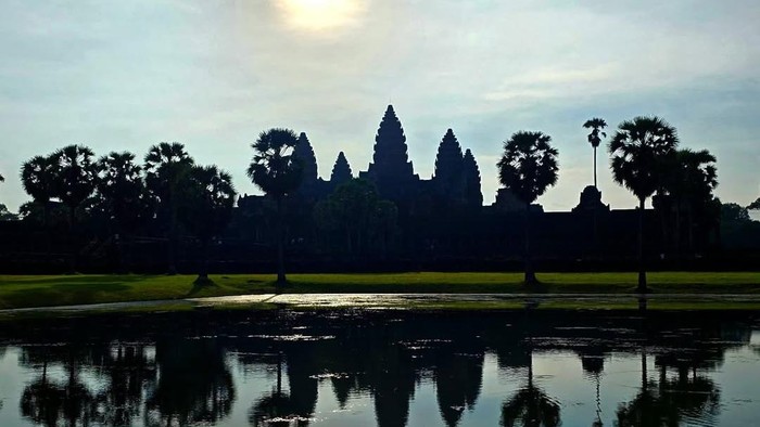 Dian Sastrowardoyo liburan ke Angkor Wat, Siem Reap, Kamboja