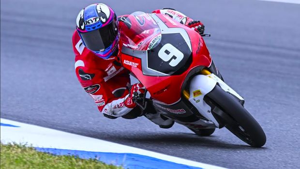 Dua pebalap asal Indonesia binaan Astra Honda Racing Team (AHRT), Muhammad Kiandra Ramadhipa dan Veda Ega Pratama, siap menaklukan sirkuit ikonik Circuito de Jerez-Angle Nieto, Spanyol.