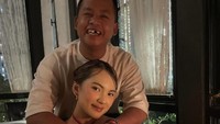 Dustin Tiffani mengungkapkan bagaimana menjaga hubungan suami-istri tetap hangat. (Foto: dok Instagram)