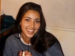 Kim Kardashian Unggah Foto Lawas, Transformasi Wajahnya Picu Hujatan