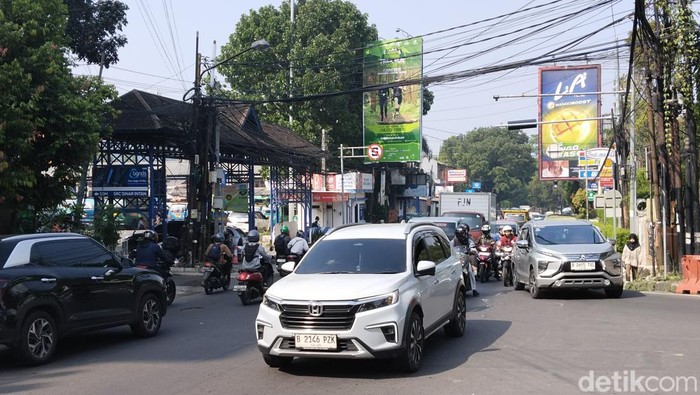 Lalu lintas di Bandung arah Lembang pada Sabtu (31/5/2025).
