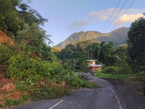 Longsor Tutup Akses Masuk Desa Wisata Golo Loni di Manggarai Timur